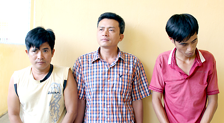 Một số đối tượng tham gia cá độ bóng đá mùa World Cup 2014 bị Công an TP.Biên Hòa bắt giữ.