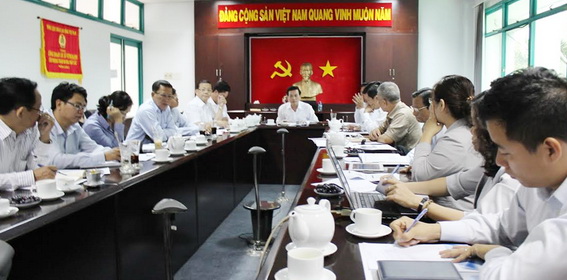 Phó chủ tịch UBND tỉnh Võ Văn Chánh làm việc tại Tổng công ty Tín Nghĩa.