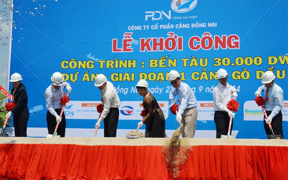 Lễ khởi công xây dựng bến tàu 30 ngàn DWT tại cảng Gò Dầu B