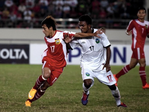 Tuyển Lào (áo đỏ) chính thức giành vé dự vòng chung kết AFF Suzuki Cup 2014. (Ảnh: AFF Cup)