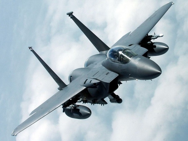 Chiến đấu cơ F-15 của Mỹ tham gia chiến dịch không kích IS tại Syria. (Nguồn: Telegraph)