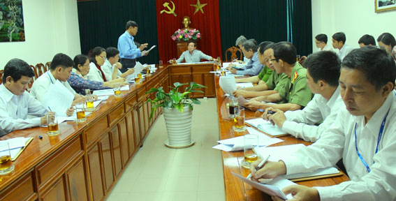  Phó chủ tịch UBND tỉnh Nguyễn Thành Trí  chủ trì cuộc họp