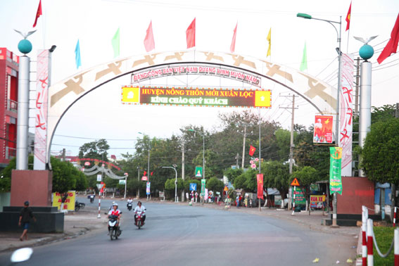 Huyện Xuân Lộc trang trí đón tết.