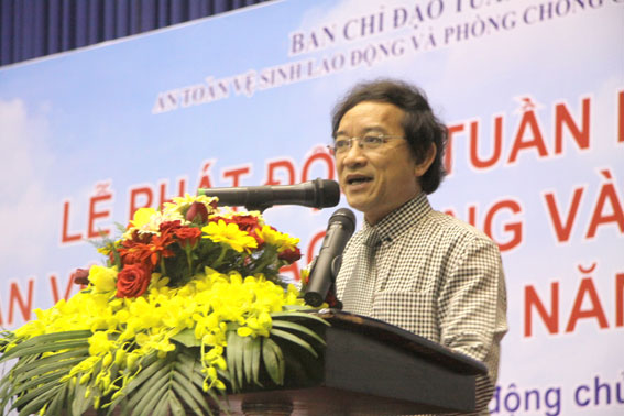 Phó Chủ tịch UBND tỉnh Nguyễn Thành Trí phát biểu chỉ đạo tại lễ phát động