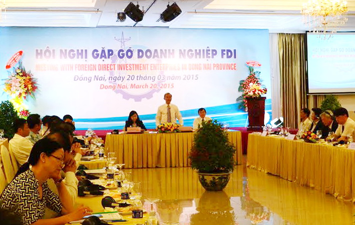Phó chủ tịch UBND tỉnh Ngyễn Phú Cường chủ trì hội nghị tiếp xúc doanh nghiệp FDI