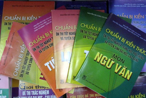 Tiền mất tật mang