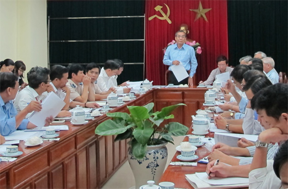 Đồng chí Trần Văn Tư phát biểu chỉ đạo tại buổi làm việc