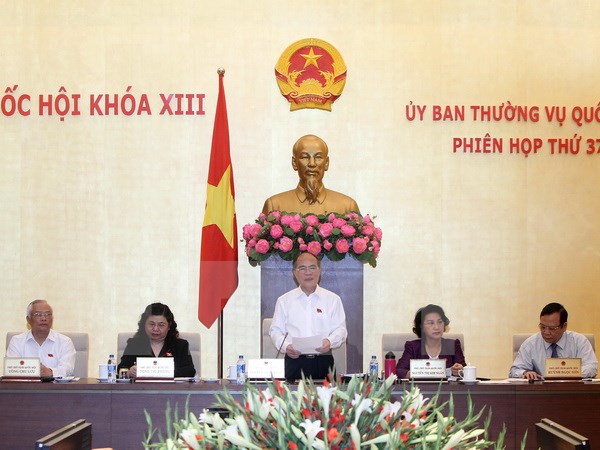 Chủ tịch Quốc hội Nguyễn Sinh Hùng dự và phát biểu khai mạc Phiên họp thứ 37 của Ủy ban Thường vụ Quốc hội. (Ảnh: TTXVN)