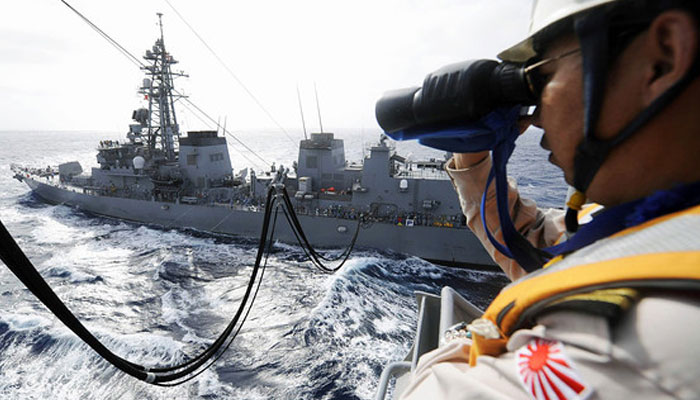 Nhật Bản và Philippines sẽ tổ chức cuộc diễn tập hải quân chung đầu tiên trong tháng này trên Biển Đông, gần bãi cạn Scarborough đang tranh chấp.