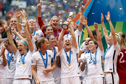  Mỹ tiếp tục chứng tỏ sức mạnh ở bóng đá nữ. Ảnh: Reuters.