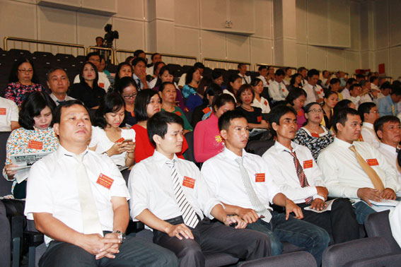 Các đại biểu tham dự Đại hội Hội nhà báo tỉnh Đồng Nai phiên chính thức ngày 18-9