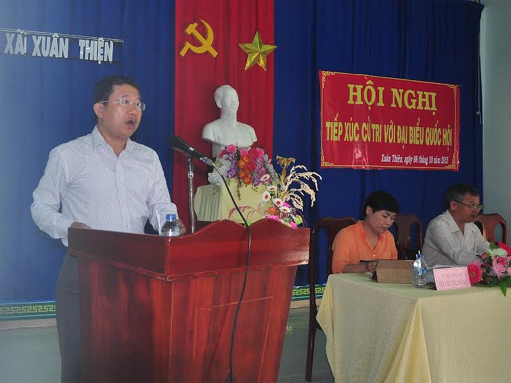 Ông Vũ Hải Hà trình bày ý kiến trước kỳ họp thứ 10 cho nhân dân