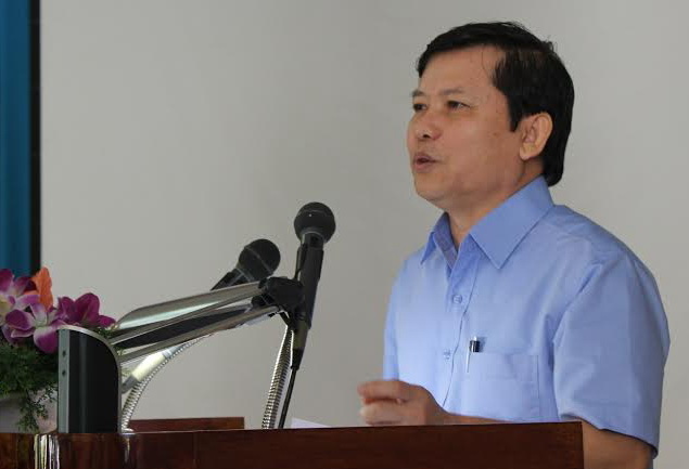 Đồng chí Lê Minh Trí trình bày tại buổi tập huấn