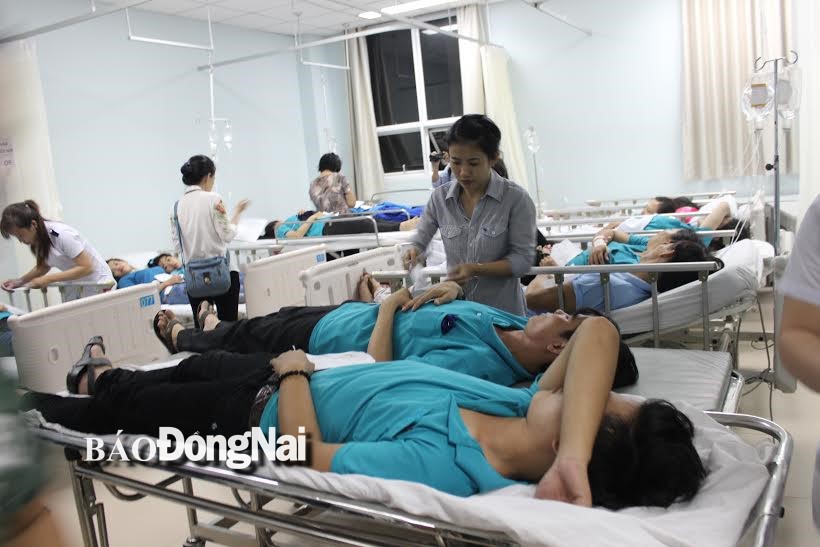 Một số trường hợp ổn định đã được chuyển từ phòng cấp cứu sang phòng điều trị ngoại trú.