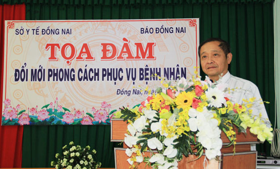Tổng biên tập Báo Đồng Nai Trần Huy Thanh phát biểu khai mạc buổi tọa đàm