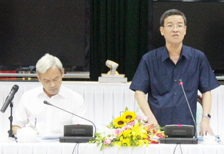 Chủ tịch UBND tỉnh Đinh Quốc Thái phát biểu chỉ đạo tại hội nghị. Ảnh: H.Giang