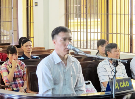 Ngày 12-7, Tòa án nhân dân tỉnh đã tuyên phạt bị cáo Ngô Quang Trường 14 năm tù giam về tội lừa đảo chiếm đoạt tài sản, đồng thời tuyên buộc bị cáo bồi thường cho các bị hại hơn 1,5 tỷ đồng.