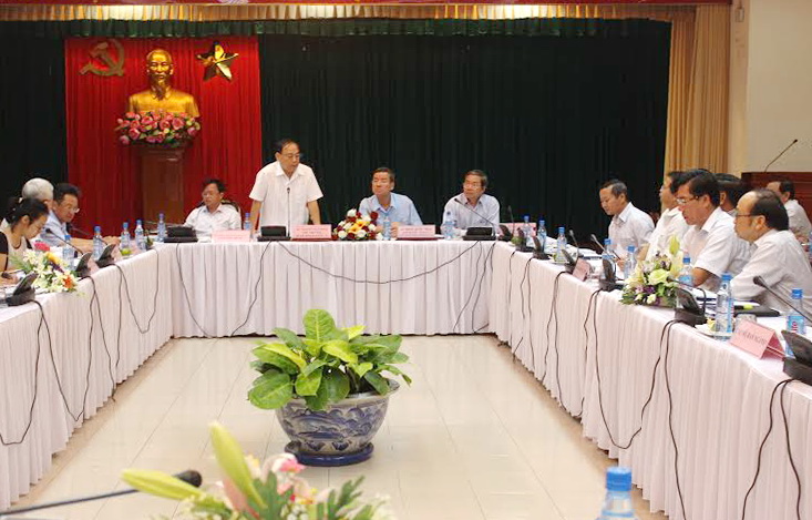 Thứ trưởng Bộ Kế hoạch-đầu tư phát biểu tại buổi làm việc.