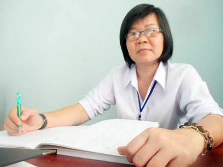 Trợ giúp viên Nguyễn Thị Hoài Thương, phụ trách Chi nhánh Trợ giúp pháp lý nhà nước huyện Cẩm Mỹ.