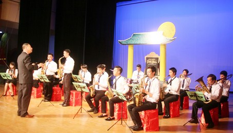 Dàn nhạc hòa tấu của Trường trung cấp văn hóa - nghệ thuật Đồng Nai trong một lần biểu diễn.