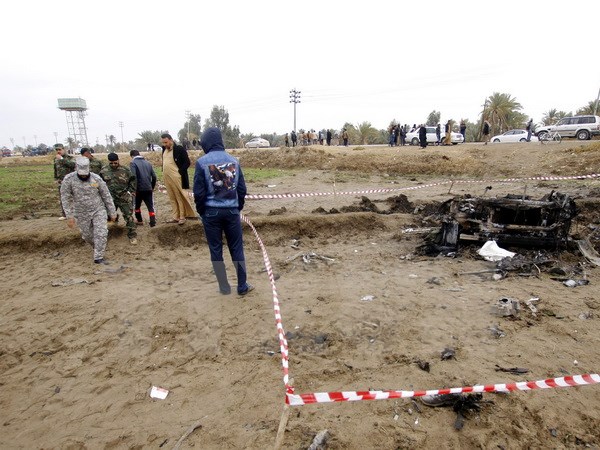  Ít nhất 32 người đã thiệt mạng và hàng chục người bị thương trong một vụ đánh bom xe liều chết ở khu vực Sard City thuộc thủ đô Baghdad của Iraq. (Nguồn: EPA/TTXVN)
