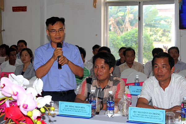 Đại diện Công ty cổ phần chăn nuôi C.P. Việt Nam phát biểu ý kiến tại hội nghị.