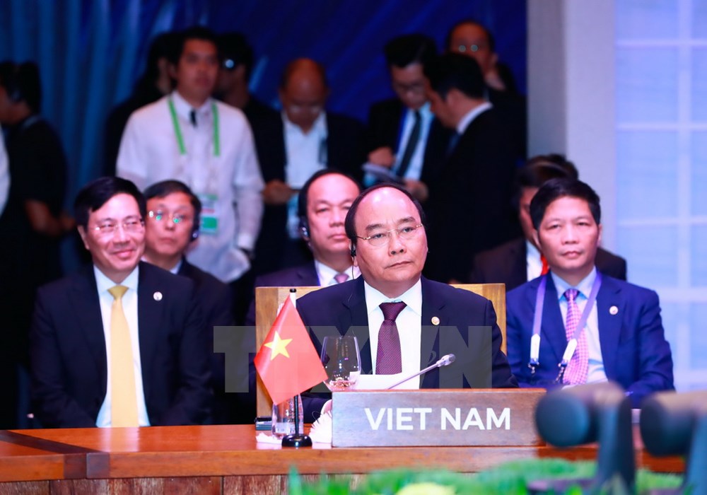 Thủ tướng dự phiên toàn thể Hội nghị Cấp cao ASEAN