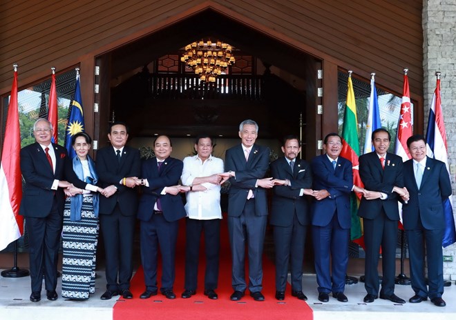 Thủ tướng Nguyễn Xuân Phúc dự Hội nghị Cấp cao ASEAN lần thứ 30