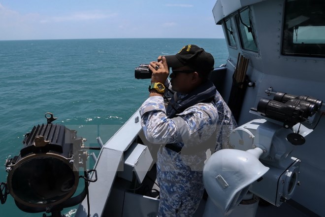 Mỹ dừng công tác tìm kiếm, cứu hộ vụ tàu chiến USS John S. McCain