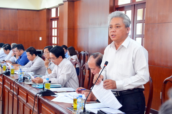 Chủ tịch UBND TP.Biên Hòa Phạm Anh Dũng báo cáo tiến độ các dự án trọng điểm của thành phố