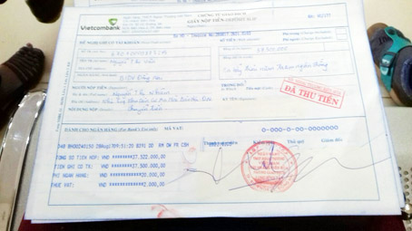 Chứng từ thể hiện việc chị N.T.N. chuyển tiền cho các đối tượng lừa đảo.