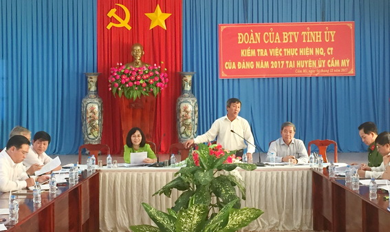 Đồng chí Hồ Thanh Sơn phát biểu tại buổi kiểm tra