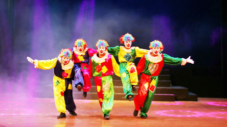 Một tiết mục trong vở rối Huyền thoại cuộc sống.