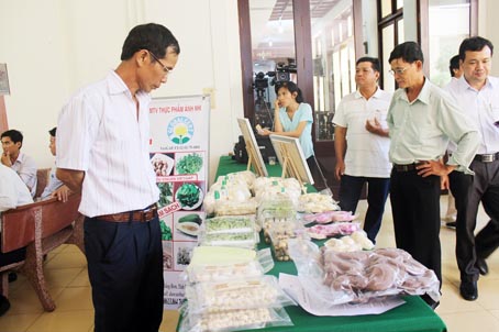 Công ty TNHH một thành viên thực phẩm Ánh Nhi (huyện Trảng Bom) tham gia kết nối đưa nông sản vào chợ đầu mối Dầu Giây.