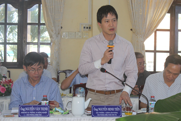 Cục trưởng – Chánh Văn phòng điều phối nông thôn mới Trung ương Nguyễn Minh Tiến phát biểu tại buổi làm việc tại UBND huyện Vĩnh Cửu.