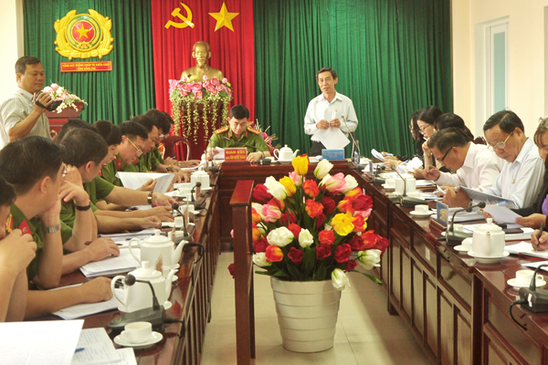 Ông Trần Văn Quang, Trưởng ban pháp chế HĐND đánh giá cao những gì Cảnh sát Phòng cháy và chữa cháy tỉnh làm được