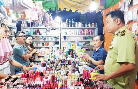 Hàng hóa tại chợ đêm Biên Hùng có đảm bảo chất lượng?