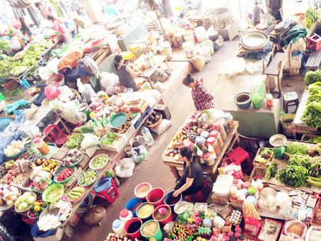  Một góc chợ Trảng Bom vào sáng thứ bảy.