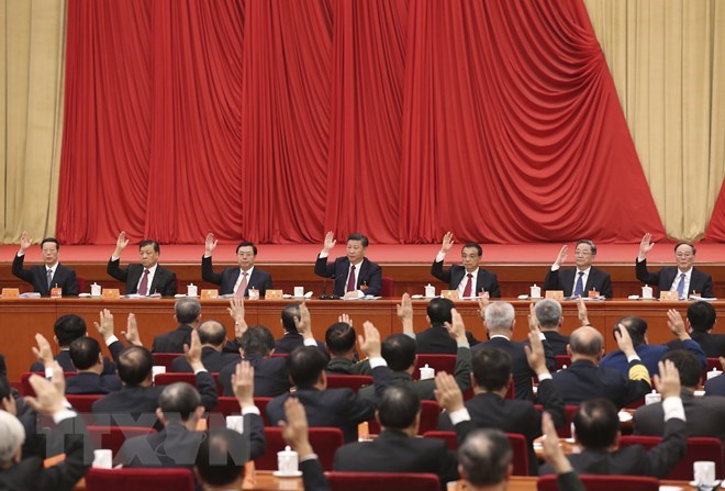 Các Ủy viên thường trực Bộ Chính trị Ban chấp hành Trung ương Đảng Cộng sản Trung Quốc tại Hội nghị Trung ương 6 ở Bắc Kinh ngày 27/10. (nguồn: AP/TTXVN)