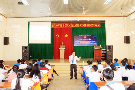 Đoàn viên, thanh niên huyện Long Thành tham gia lớp tập huấn bồi dưỡng kiến thức về khởi nghiệp.