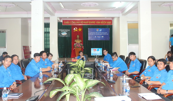 Cán bộ Đoàn, Hội trong tỉnh tham gia chương trình tập huấn trực tuyến toàn quốc sáng 29-3