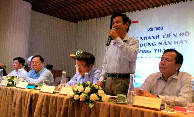 Ông Nguyễn Ngọc Thường, Phó giám đốc Sở Tài nguyên và môi trường tỉnh Đồng Nai thông tin về tiến độ chuẩn bị cho công tác giải phóng mặt bằng tại hội thảo - V.Nam