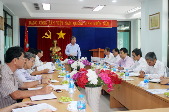  Phó chủ tịch UBND tỉnh Nguyễn Quốc Hùng chủ trì buổi làm việc