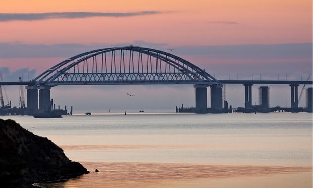 Nga chỉ trích việc báo Mỹ "xúi" Ukraine đánh sập cầu Crimea