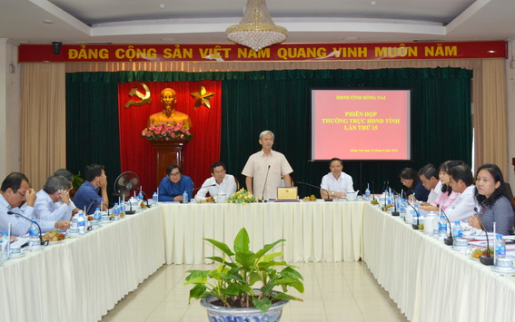Đồng chí Nguyễn Phú Cường phát biểu kết luận hội nghị