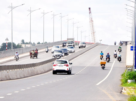 Cầu An Hảo giúp xe lưu thông dễ dàng từ hướng ngã tư Vũng Tàu vào trung tâm TP.Biên Hòa.