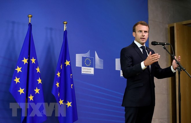 Tổng thống Pháp Emmanuel Macron phát biểu tại cuộc họp thượng đỉnh hẹp ở Brussels, Bỉ, ngày 24-6. (Nguồn: AFP/TTXVN)
