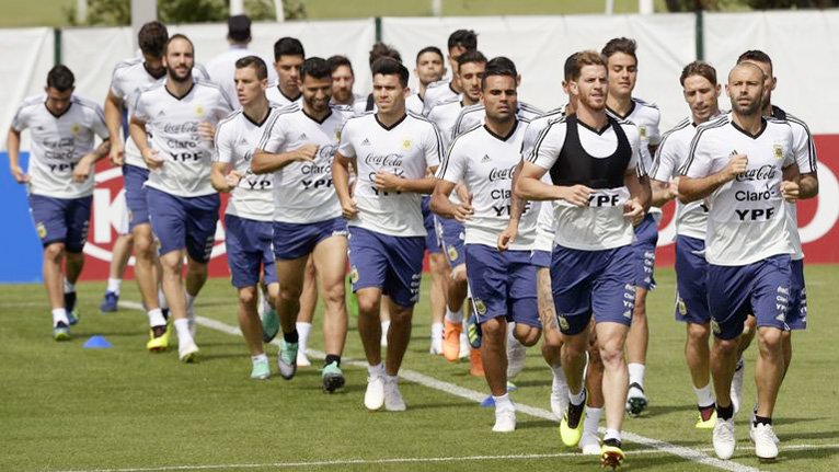 Kết thúc bảng C, D: Bài tango cuối cùng cho Argentina?