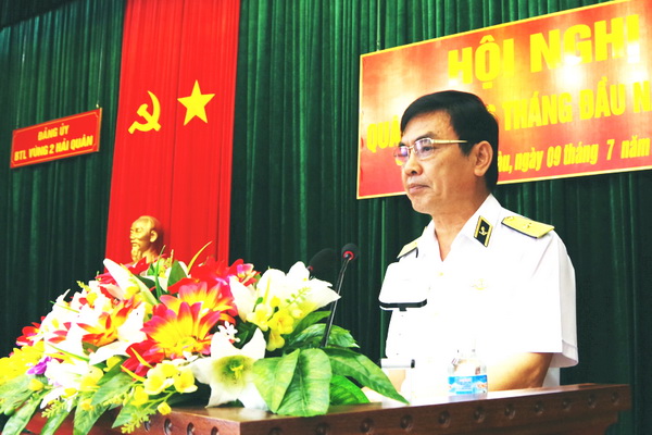 Chuẩn đô đốc Phạm Khắc Lượng, Tư lệnh Vùng 2 chủ trì Hội nghị