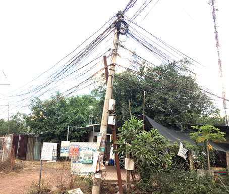 Đường điện do người dân tự câu móc giăng ngang dọc 2 bên đường không bảo đảm an toàn.Điều kiện để được rút ngắn thời gian thử thách?